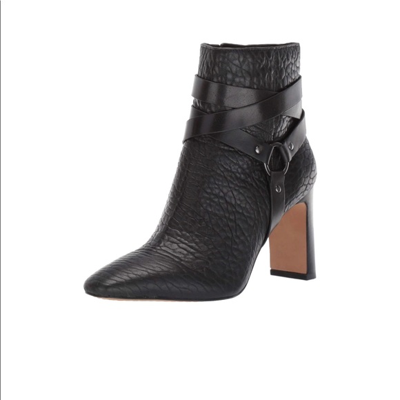 Vince Camutos Sestina Booties 